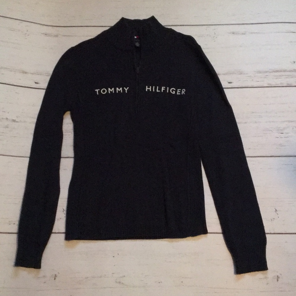Navy Tmy Hilfiger zip sweater